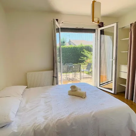 Maison Cosy Avec Jardin, Proche Centre-ville